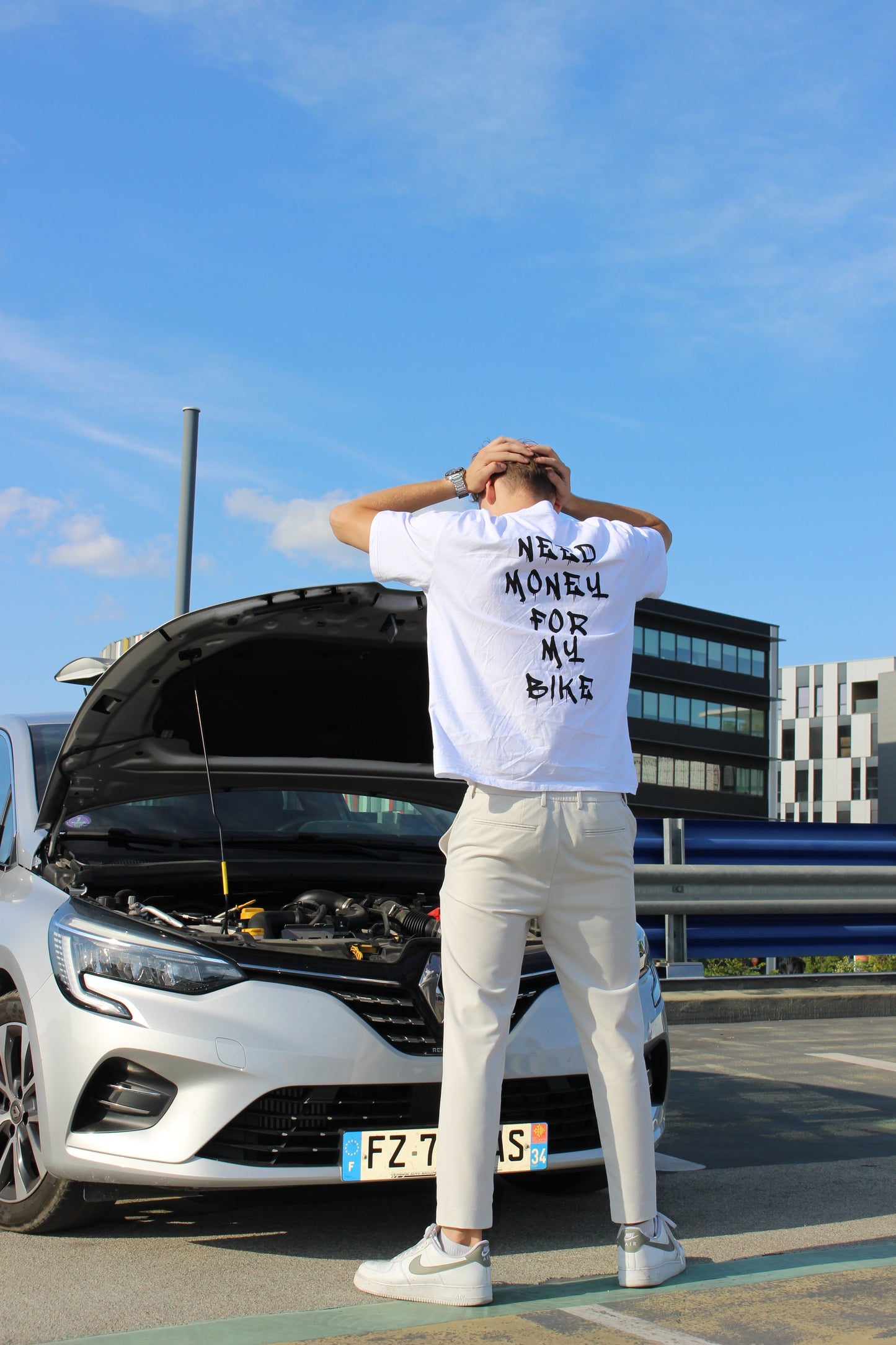 T-Shirt Oversize "Need Money for My Bike" – 100% Coton